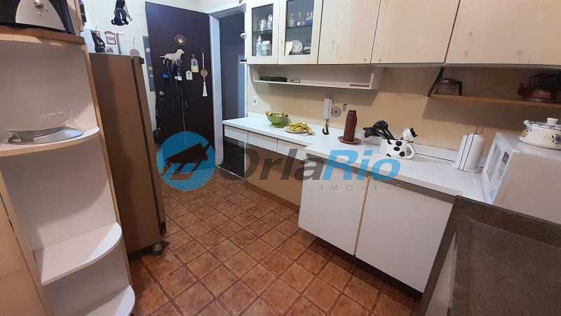 Apartamento à venda com 3 quartos, 140m² - Foto 27