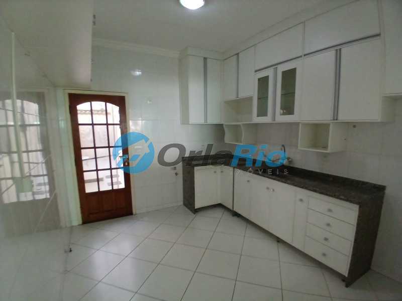 Apartamento para alugar com 2 quartos, 67m² - Foto 14