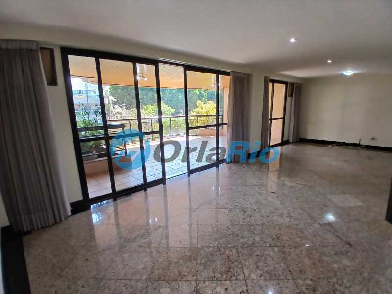 Apartamento para alugar com 3 quartos, 190m² - Foto 5