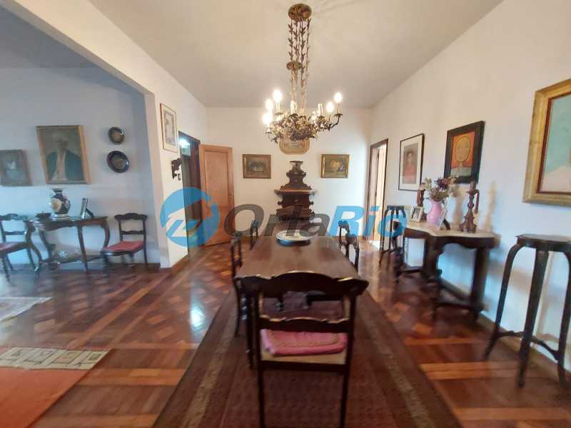 Apartamento à venda com 3 quartos, 200m² - Foto 2