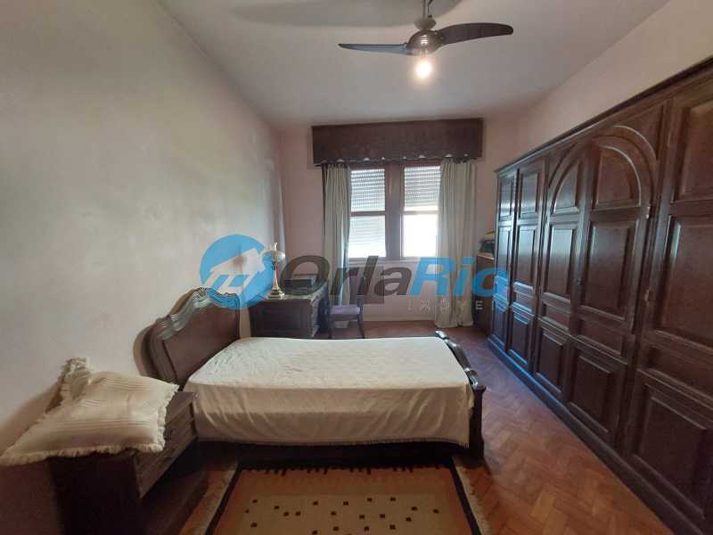 Apartamento à venda com 3 quartos, 200m² - Foto 15