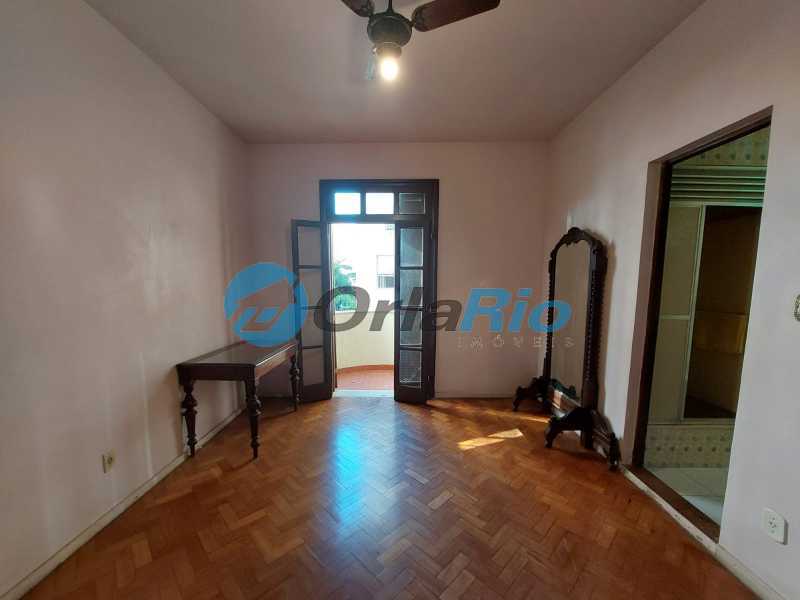 Apartamento à venda com 3 quartos, 200m² - Foto 17