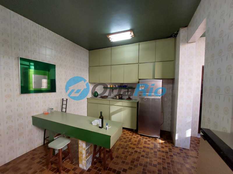 Apartamento à venda com 3 quartos, 200m² - Foto 26