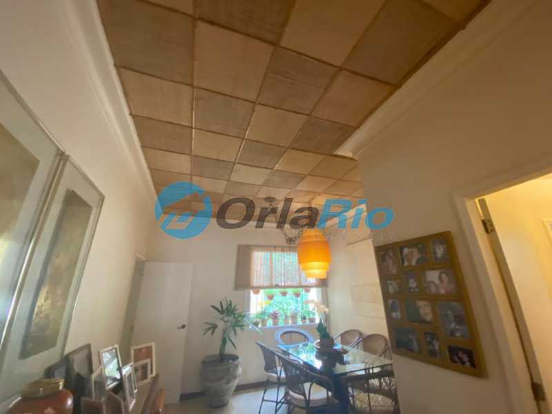 Apartamento à venda com 3 quartos, 161m² - Foto 8