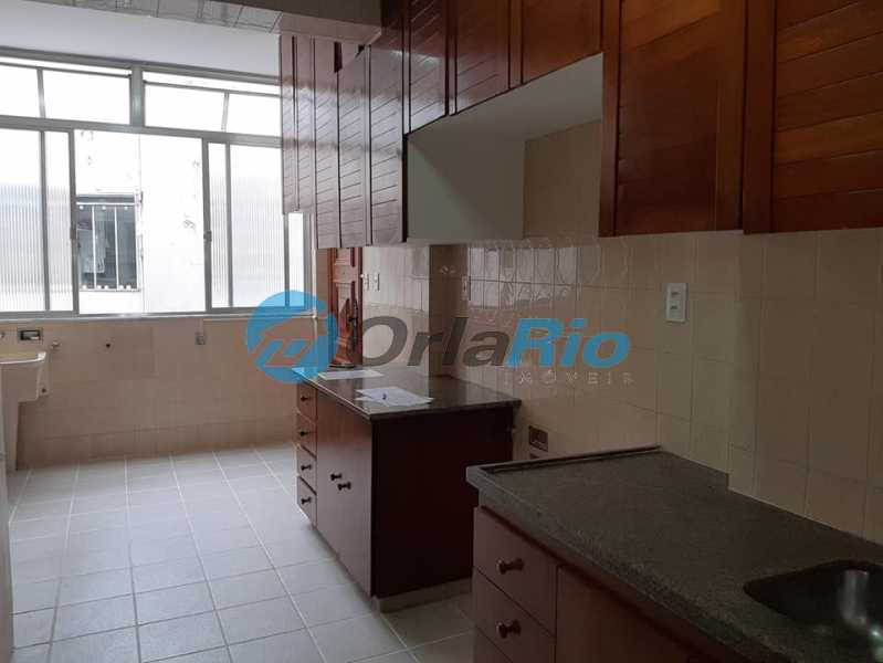 Apartamento à venda com 3 quartos, 105m² - Foto 17