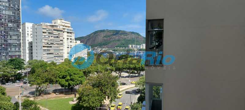 Apartamento à venda com 3 quartos, 106m² - Foto 2