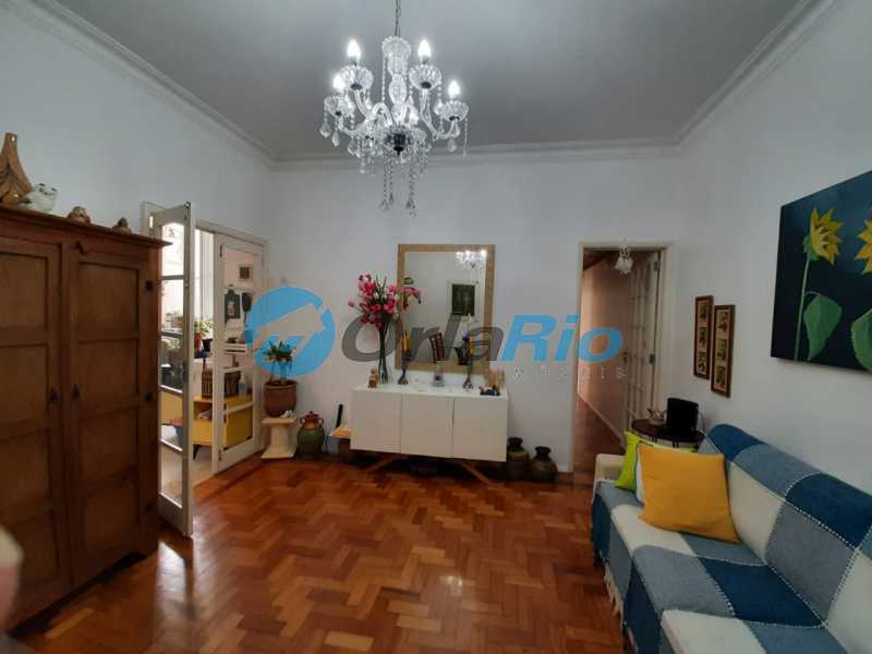 Apartamento à venda com 2 quartos, 68m² - Foto 3