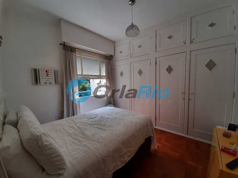 Apartamento à venda com 2 quartos, 68m² - Foto 5