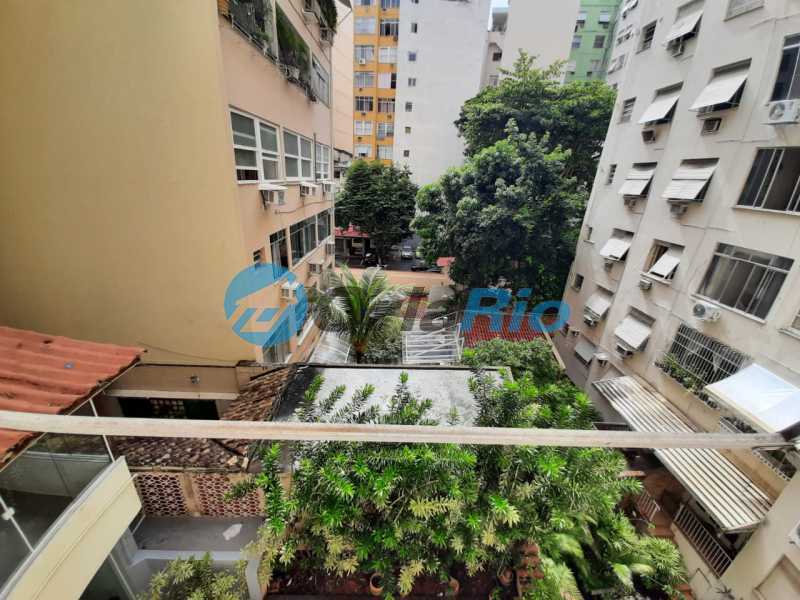 Apartamento à venda com 2 quartos, 68m² - Foto 19