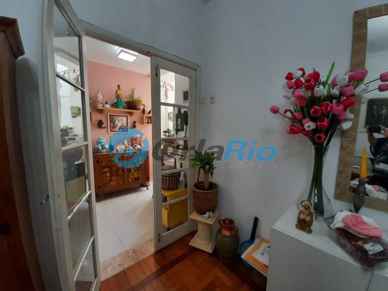 Apartamento à venda com 2 quartos, 68m² - Foto 13