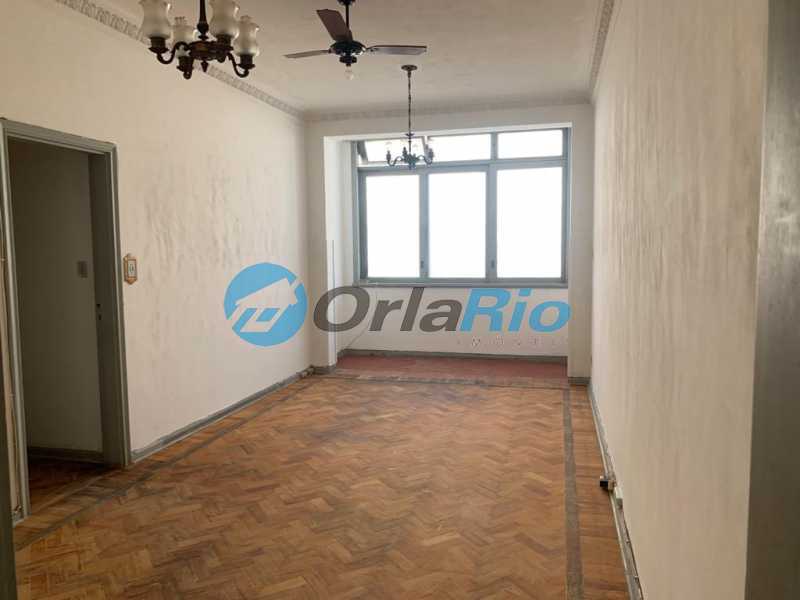 Apartamento à venda com 3 quartos, 124m² - Foto 2