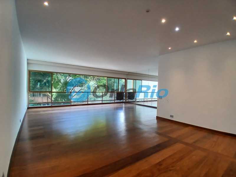 Apartamento para alugar com 3 quartos, 165m² - Foto 1