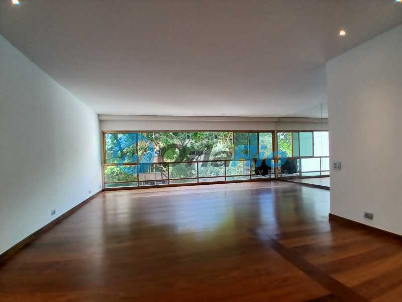 Apartamento para alugar com 3 quartos, 165m² - Foto 3