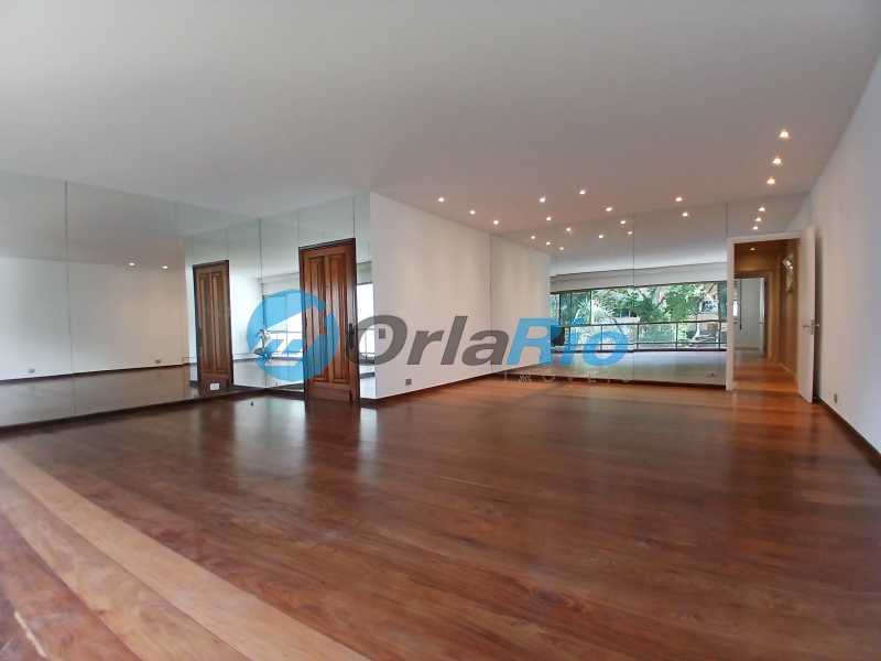 Apartamento para alugar com 3 quartos, 165m² - Foto 2