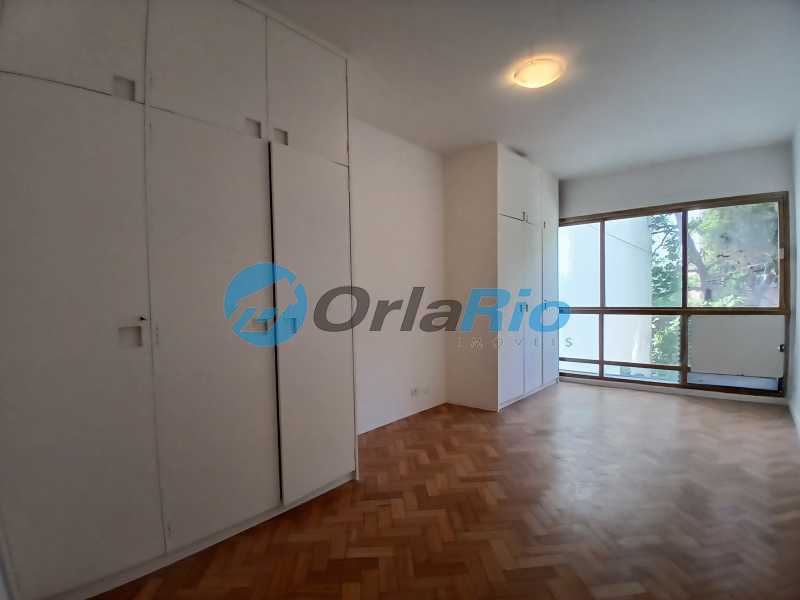 Apartamento para alugar com 3 quartos, 165m² - Foto 9