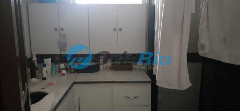 Apartamento à venda com 4 quartos, 198m² - Foto 17