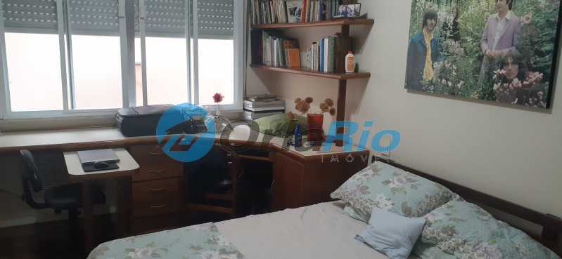 Apartamento à venda com 4 quartos, 198m² - Foto 11