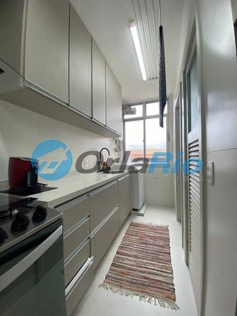 Apartamento à venda com 2 quartos, 80m² - Foto 11