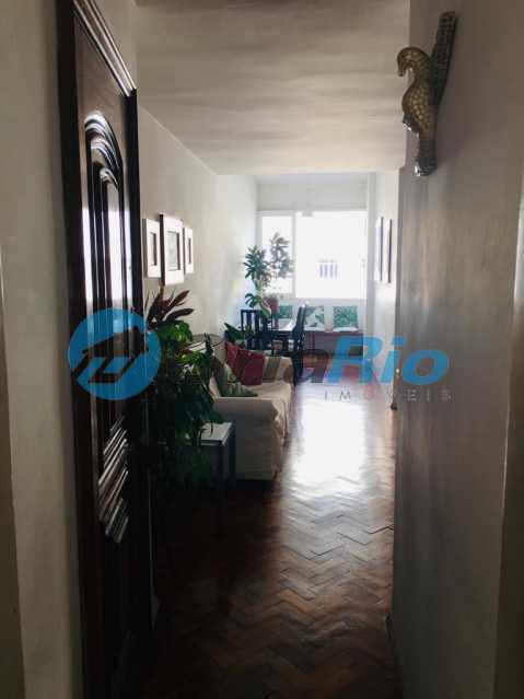 Apartamento à venda com 3 quartos, 96m² - Foto 4