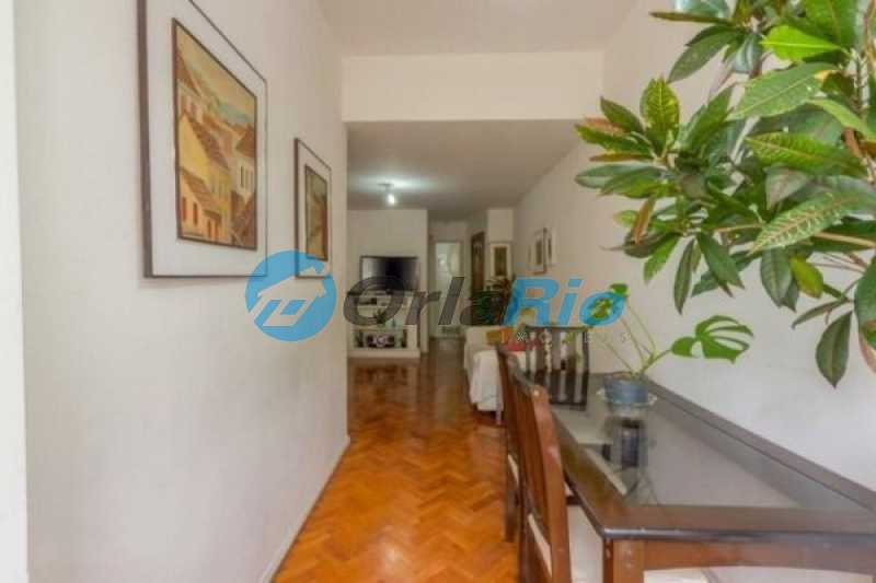 Apartamento à venda com 3 quartos, 96m² - Foto 2