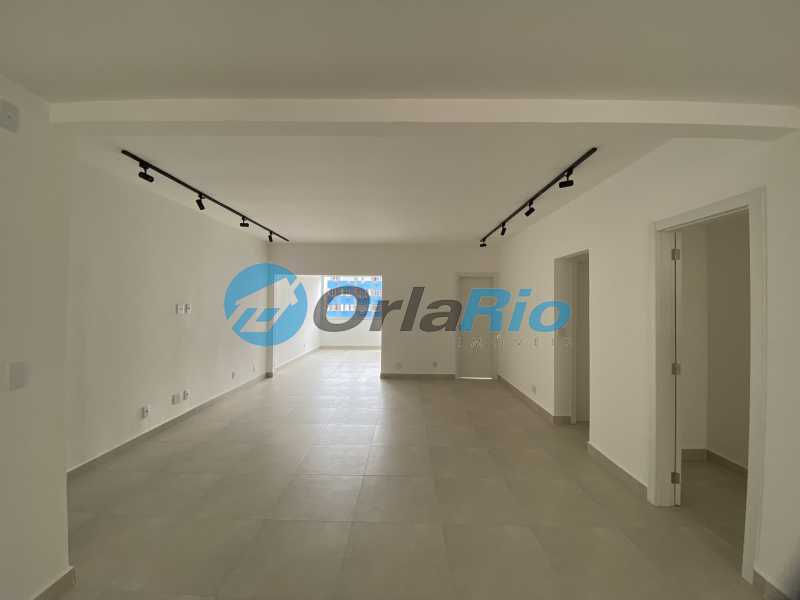 Apartamento à venda com 3 quartos, 135m² - Foto 3