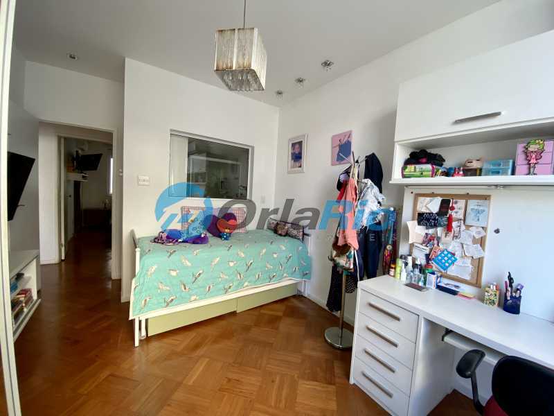 Apartamento à venda com 3 quartos, 150m² - Foto 6