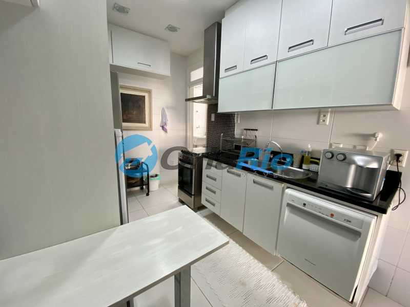 Apartamento à venda com 3 quartos, 150m² - Foto 25