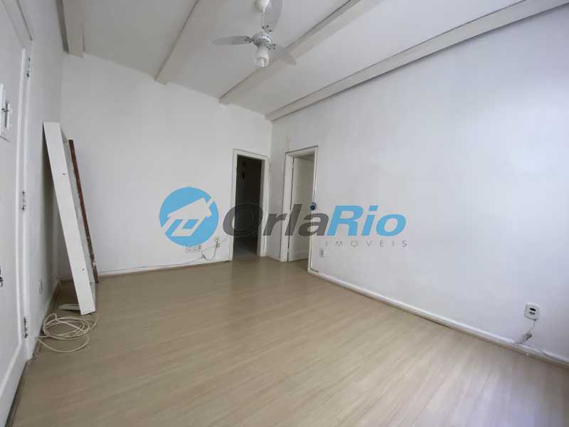 Apartamento à venda com 2 quartos, 66m² - Foto 1