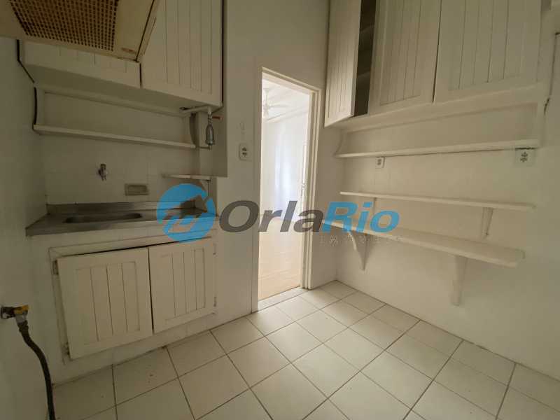 Apartamento à venda com 2 quartos, 66m² - Foto 24