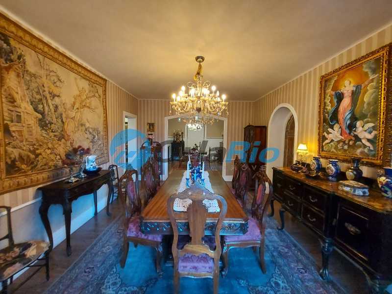 Casa à venda com 7 quartos, 585m² - Foto 26