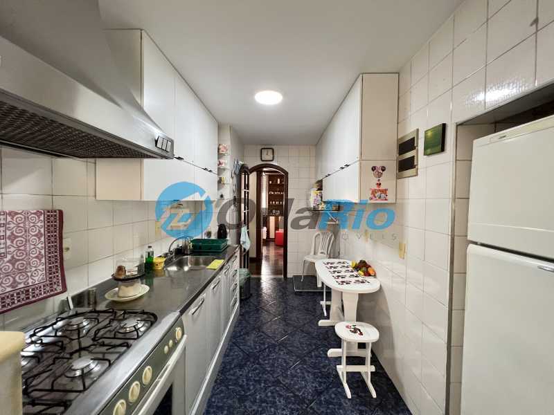 Apartamento à venda com 3 quartos, 121m² - Foto 26