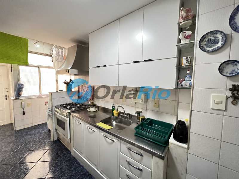 Apartamento à venda com 3 quartos, 121m² - Foto 27