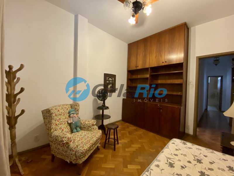 Apartamento à venda com 3 quartos, 156m² - Foto 11