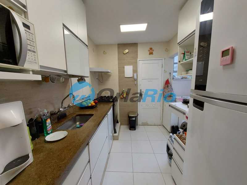 Apartamento à venda com 3 quartos, 94m² - Foto 25