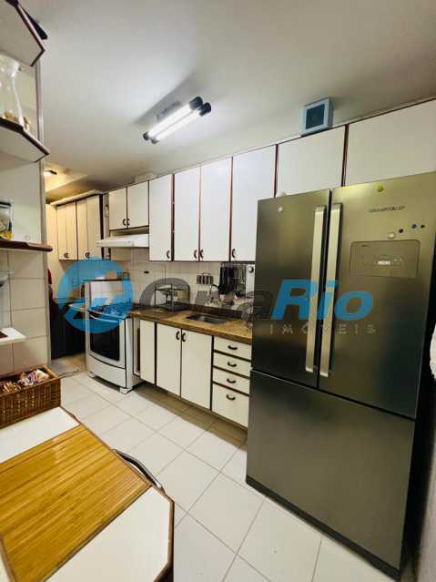 Apartamento à venda com 3 quartos, 91m² - Foto 15