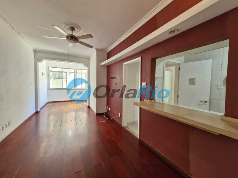 Apartamento à venda com 3 quartos, 104m² - Foto 1