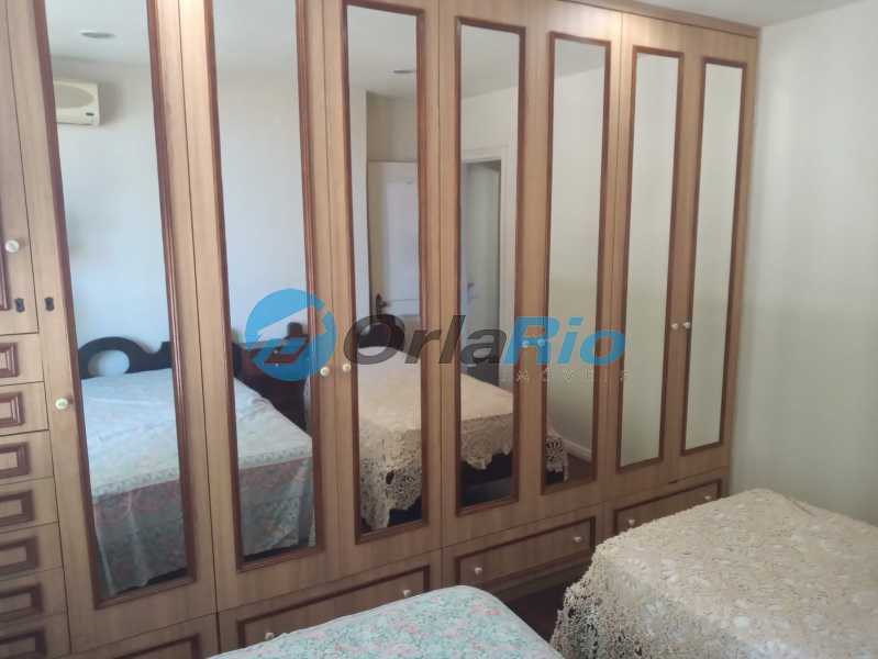 Apartamento à venda com 3 quartos, 140m² - Foto 16