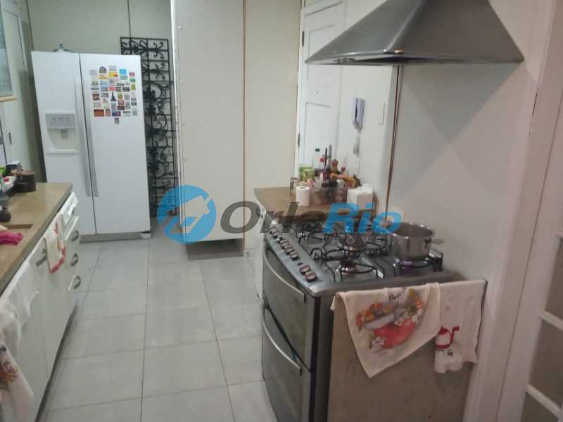 Apartamento à venda com 3 quartos, 167m² - Foto 24