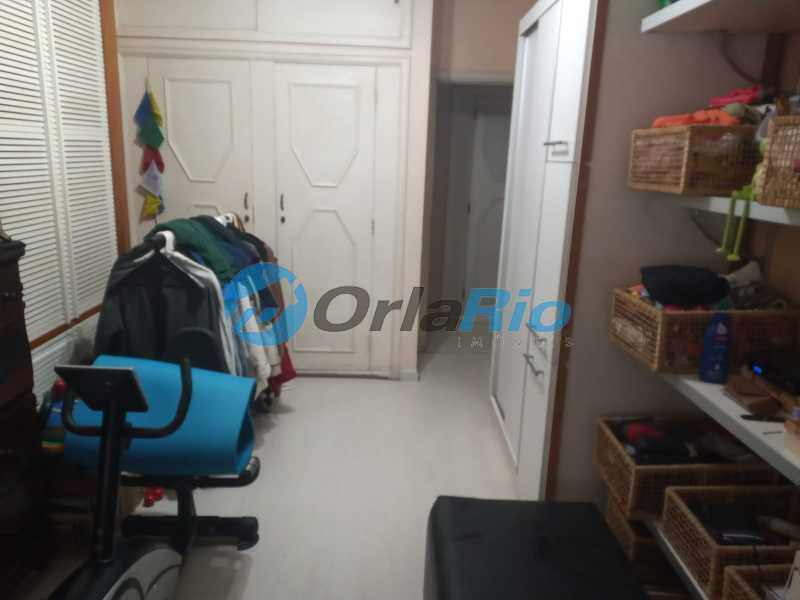 Apartamento à venda com 3 quartos, 167m² - Foto 14