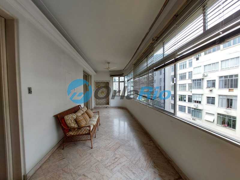 Apartamento à venda com 3 quartos, 353m² - Foto 1