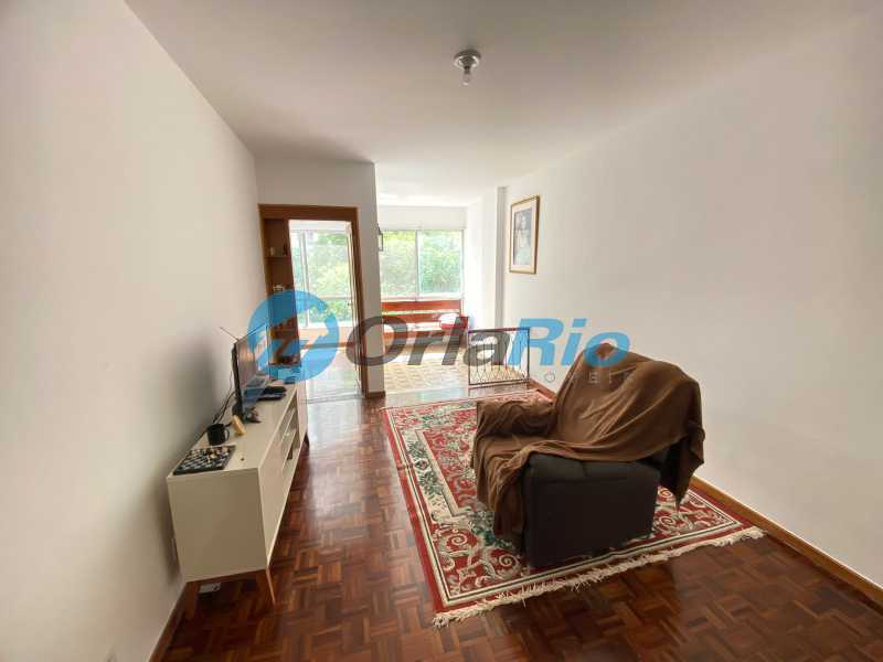 Apartamento à venda com 3 quartos, 74m² - Foto 1