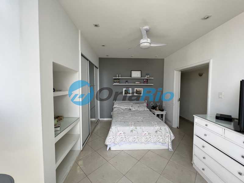 Cobertura à venda com 5 quartos, 200m² - Foto 18