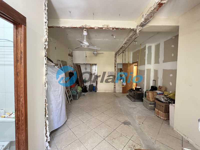 Casa à venda com 4 quartos, 271m² - Foto 11