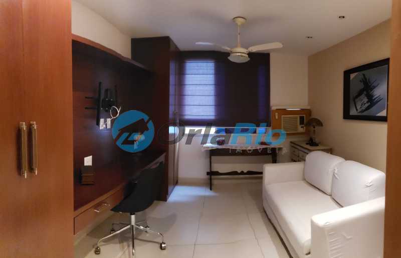 Apartamento à venda com 4 quartos, 140m² - Foto 13