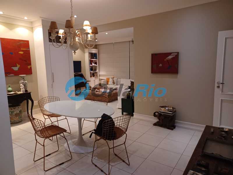 Apartamento à venda com 3 quartos, 167m² - Foto 3