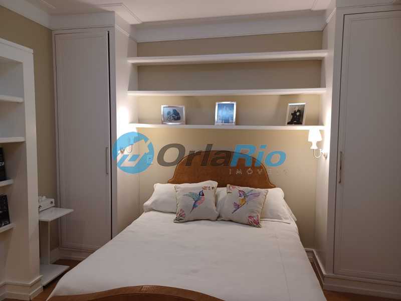 Apartamento à venda com 3 quartos, 167m² - Foto 9