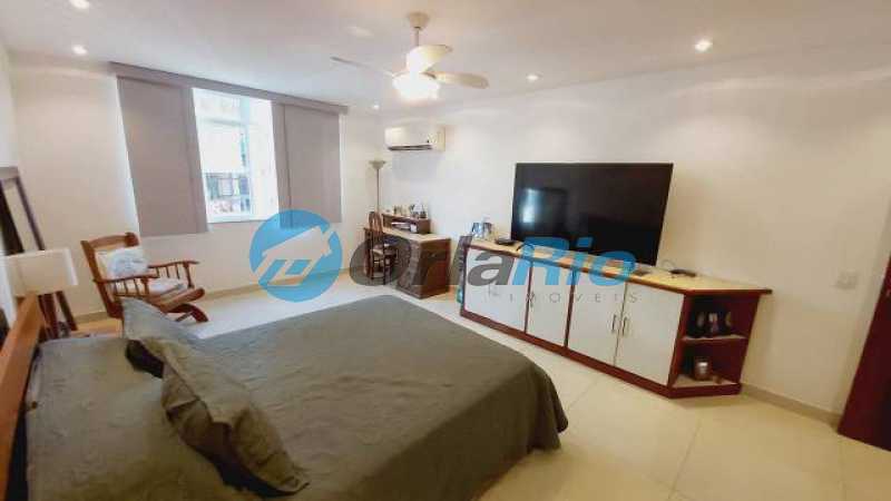 Apartamento à venda com 3 quartos, 272m² - Foto 14