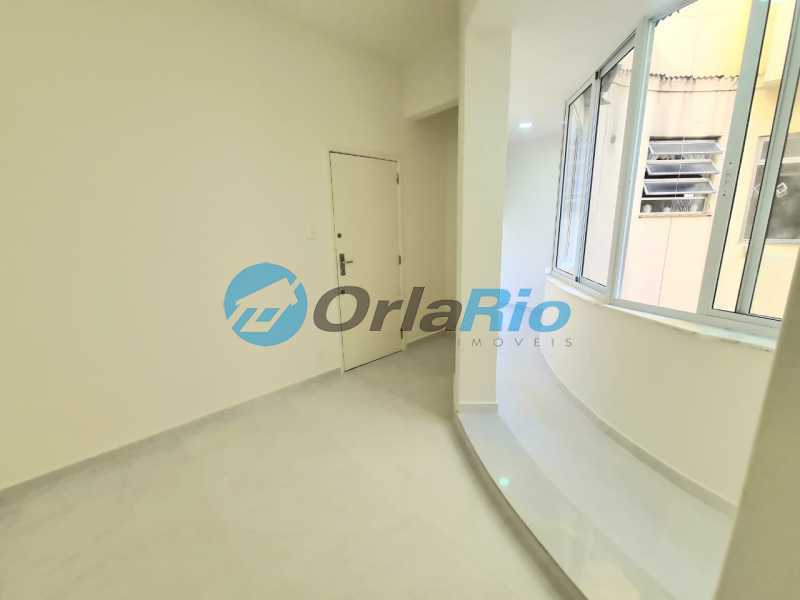 Apartamento à venda com 1 quarto, 35m² - Foto 2