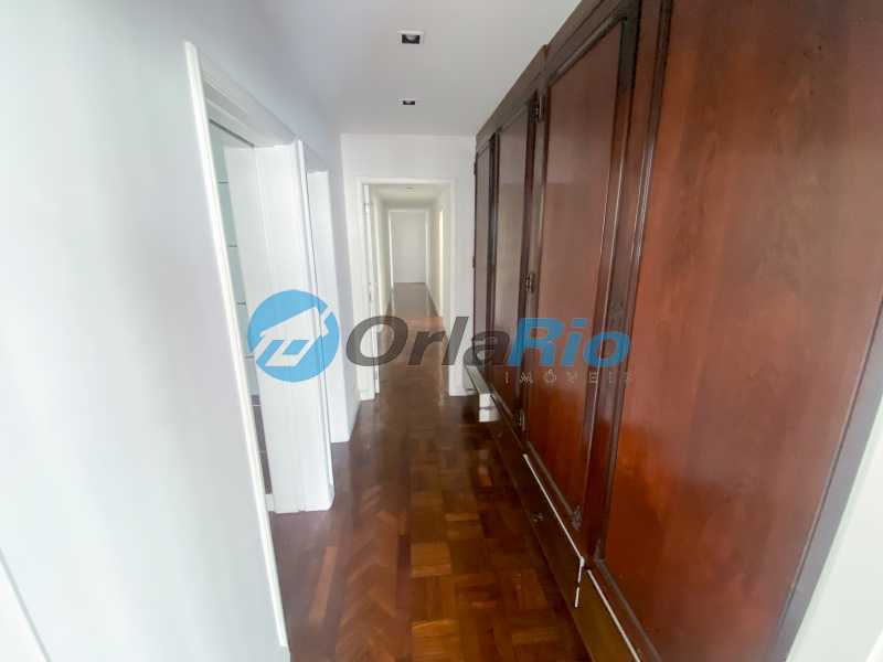 Apartamento à venda com 4 quartos, 287m² - Foto 10