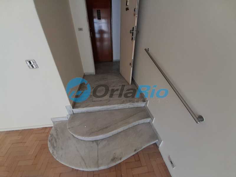 Apartamento à venda com 3 quartos, 133m² - Foto 3